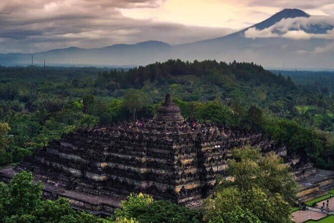 1 day tour borobudur temple,prambanan temple,plaosan temple - How this private 8–10 hour plan actually feels in Yogyakarta