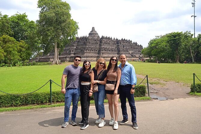 Borobudur Climb To The Top, Prambanan Temple And Ramayana Ballet - Should you book this tour?