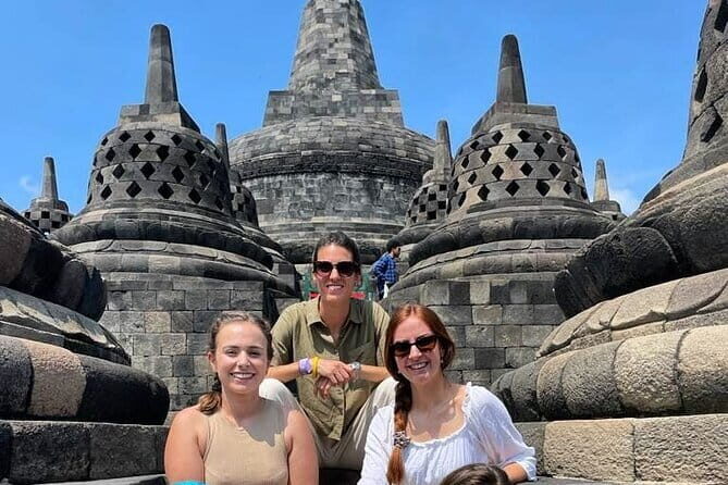 Borobudur Climb Up and Selogriyo Temple Rice Terraces Trekking - Key points before you go