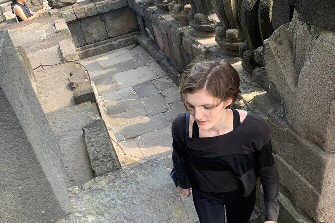 Borobudur ClimbUP guaranteed (sunrise option)& Prambanan Day Tour - Monday at Prambanan: the access rule you should check first