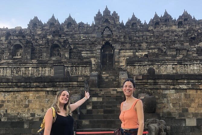 Borobudur Full Climb Up Access and Selogriyo Rice Terrace Tour - Stop 1: Borobudur temple and the mandala-style climb