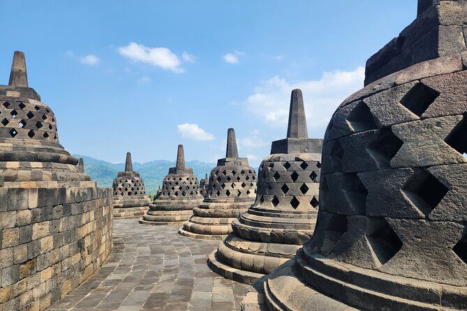 Borobudur Full Climb Up and Prambanan All Ticket with Guided Tour - Weather matters more than you think