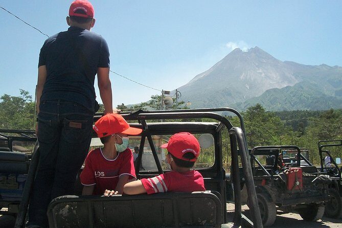 Borobudur Sunrise and Temples Tour from Yogyakarta - Coffee in people’s homes, not a showroom