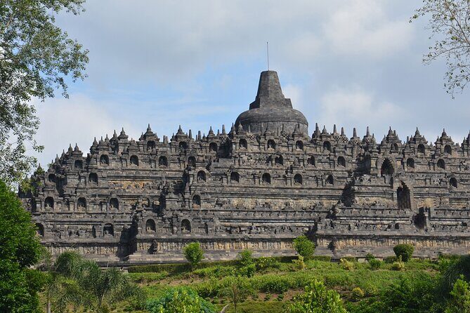 Borobudur Sunrise, Merapi Volcano, And Prambanan Shared Tour - Price and logistics: what $49 really buys you
