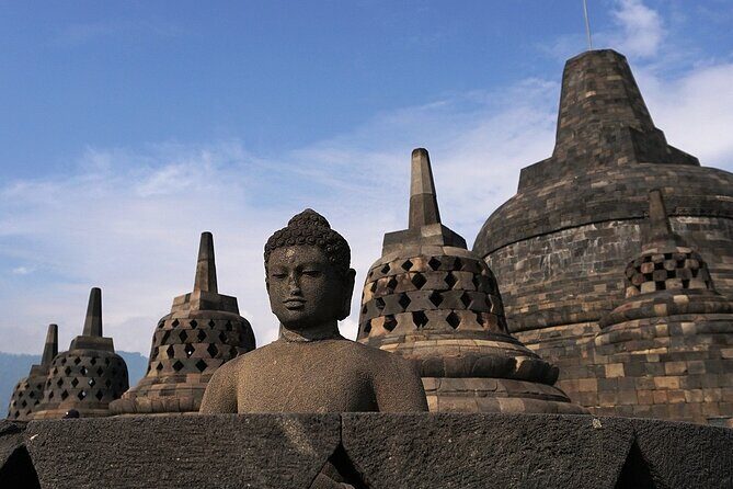 Borobudur Sunrise, Merapi Volcano, And Prambanan Shared Tour - Prambanan: big Hindu spires and the value of a smooth finish
