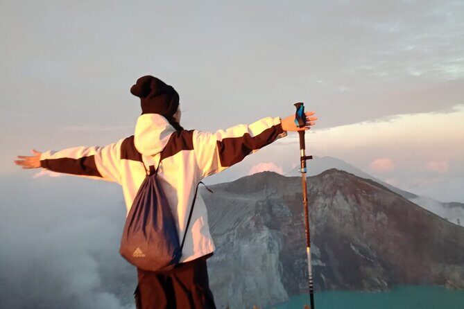 From Yogyakarta: Borobudur, Bromo and Ijen Tour 3-Day with Train - Day 3: 3 a.m. Pananjakan Sunrise, Jeep Bromo, Then the Train to Banyuwangi