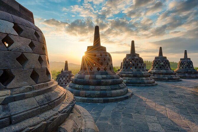 From Yogyakarta: Borobudur &Prambanan-Bromo-Waterfall-Ijen 6 Days - Price and Logistics: Is $790 a fair deal for this much ground?