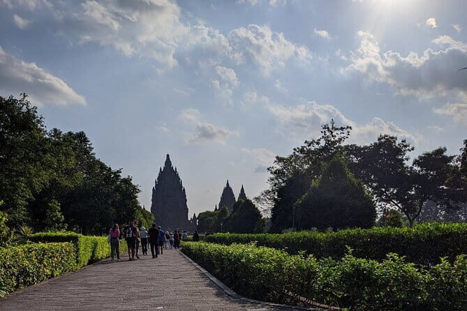Private Borobudur Heritage Tour – Merapi Jeep & Prambanan Temple - The driver is the difference-maker (and it’s not just small talk)