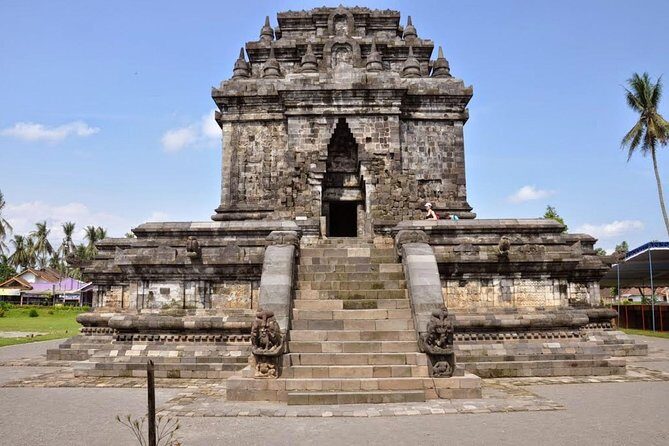 Punthuk Setumbu Sunrise, Borobudur Temple & Merapi Lava Tours - Timing and comfort: A long day that stays organized
