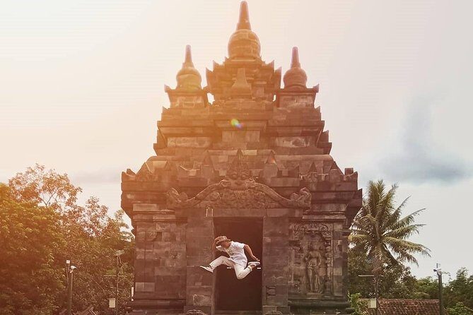 Punthuk Setumbu Sunrise, Borobudur Temple & Merapi Lava Tours - Price and value: What you pay for, and what it saves you
