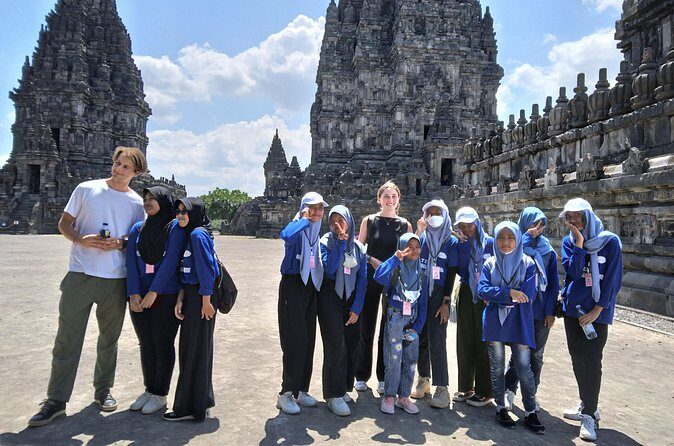 Yogyakarta: Borobudur Sunrise and Prambanan Temple Private Tour - What the private driver really adds (Wahyu and the English advantage)