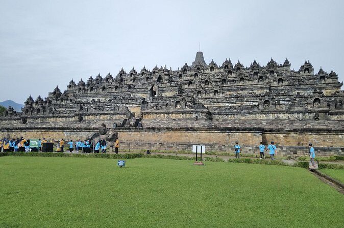 Yogyakarta: Borobudur Sunrise and Prambanan Temple Private Tour - Should you book this private Borobudur sunrise and Prambanan tour?