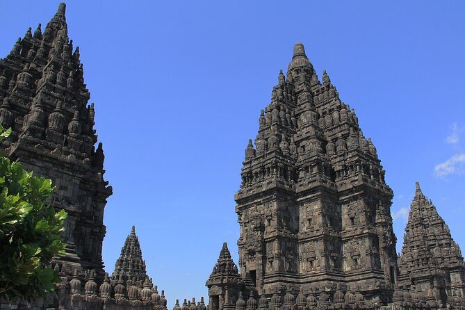Yogyakarta Borobudur sunrise Guarantee Climb up and Prambanan - Climbing Up: What You Gain (and What to Prepare For)