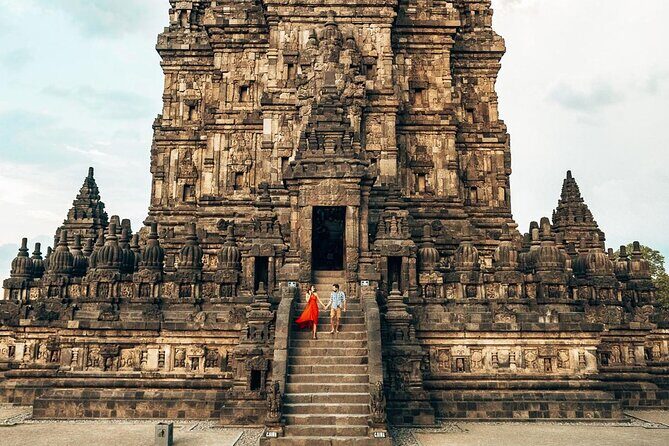Yogyakarta Borobudur sunrise Guarantee Climb up and Prambanan - The Human Touch: Drivers and Guides Who Keep It Smooth