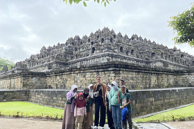Yogyakarta: Borobudur Sunset Shared Guided Tour - The guide experience: what you can expect from the commentary