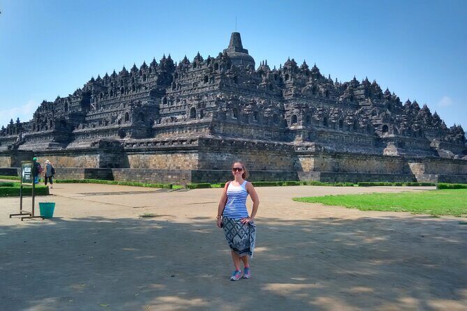 Yogyakarta: Borobudur Temple Climb Up and Prambanan Temple Tour - Sewu Temple: The Older Buddhist Stop Near Prambanan
